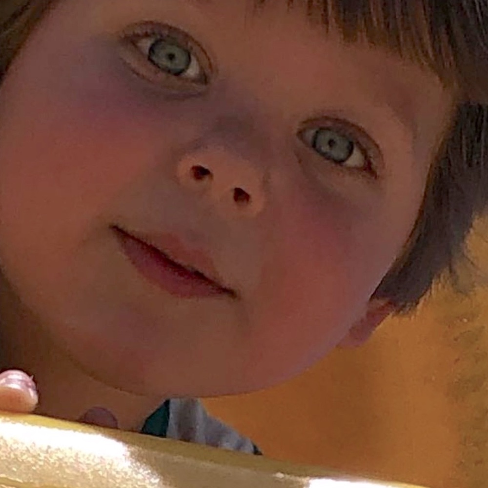 Meet your Posher, Liz